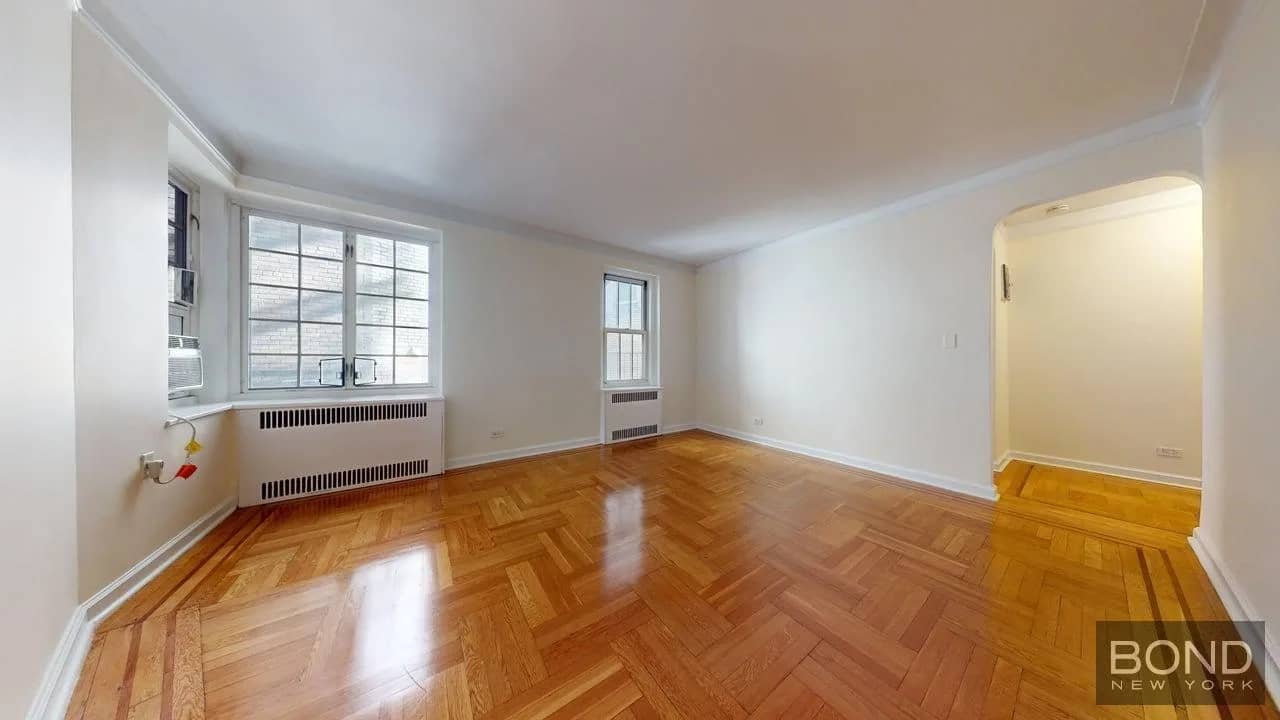 Studio apartment in Greenwich Village/West Village