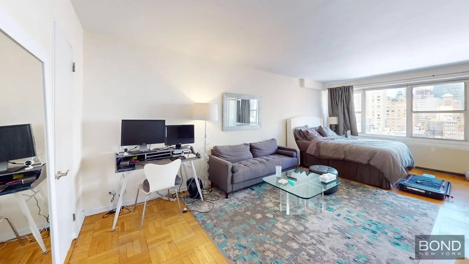 Studio apartment in Murray Hill