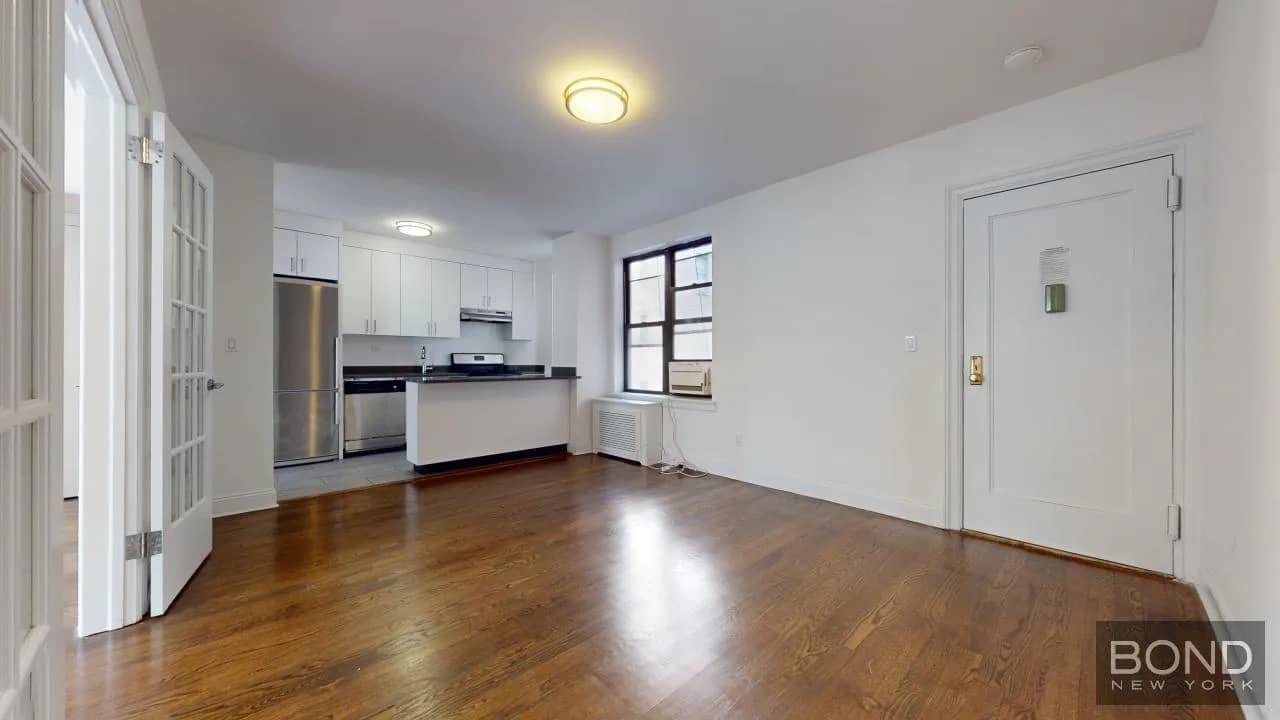 1 bed apartment in Midtown West