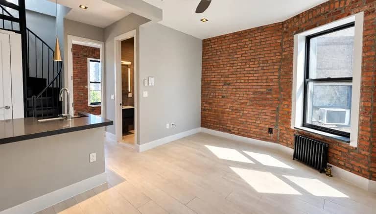 3 bed apartment in East Harlem