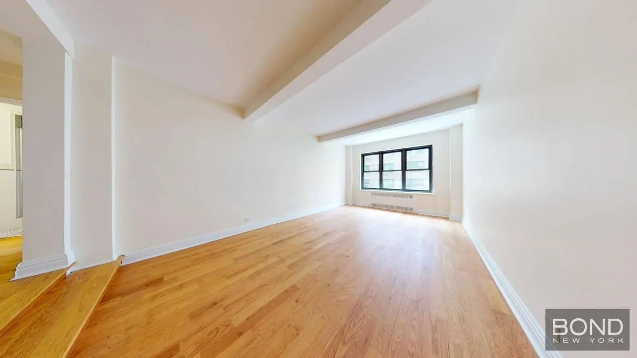 2 bed apartment in Midtown East
