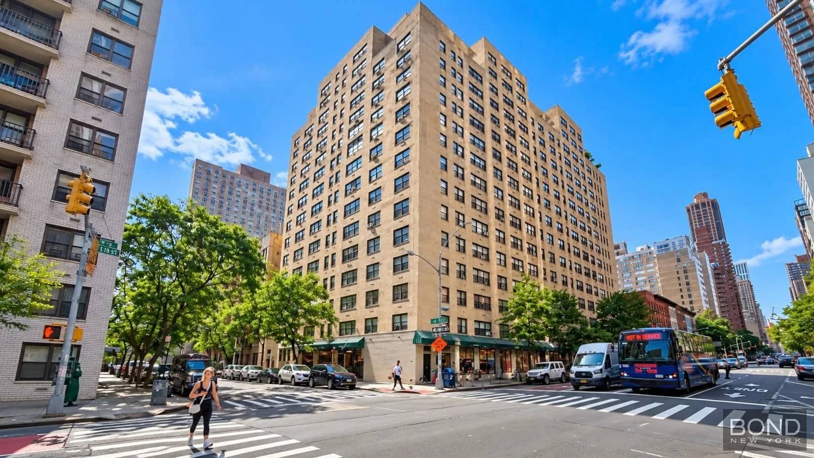 3 bed apartment in Upper East Side
