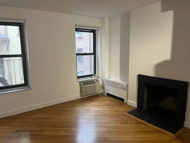 Studio apartment in SoHo