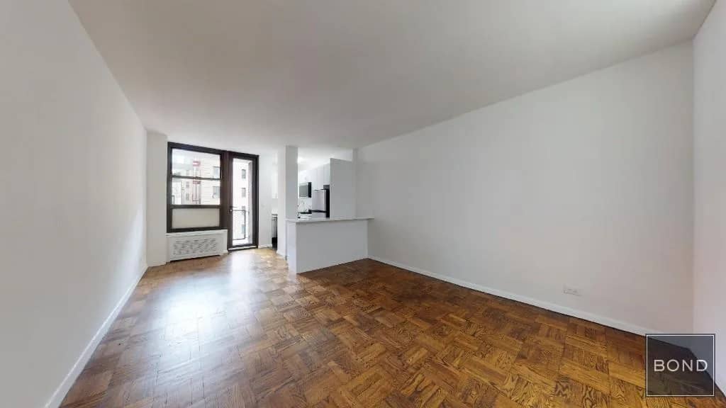 Studio apartment in Murray Hill