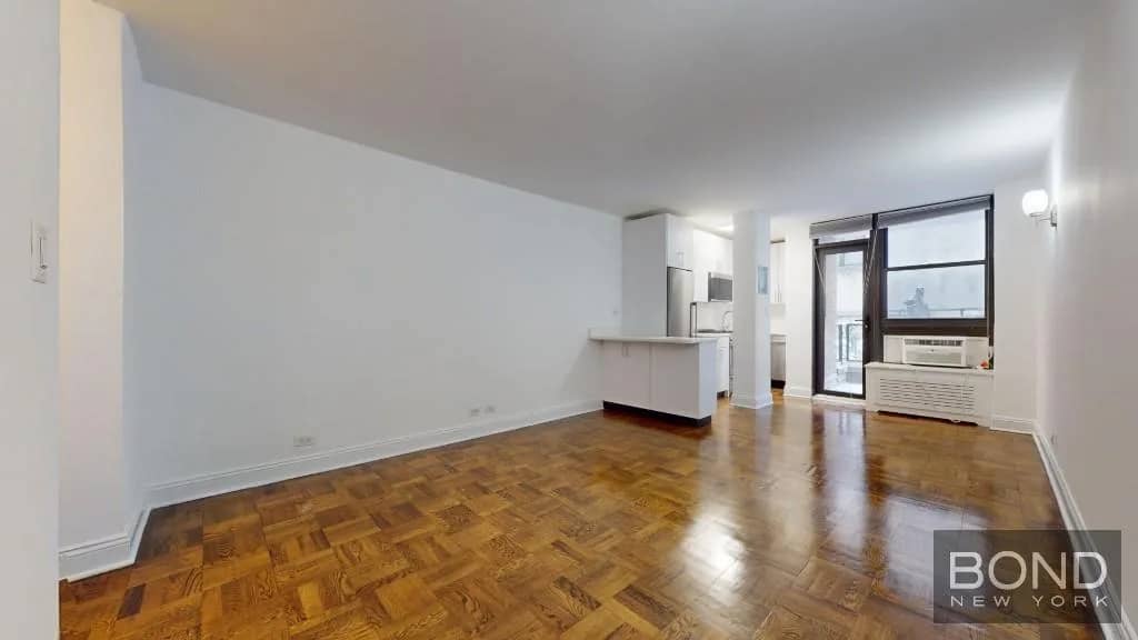 Studio apartment in Murray Hill