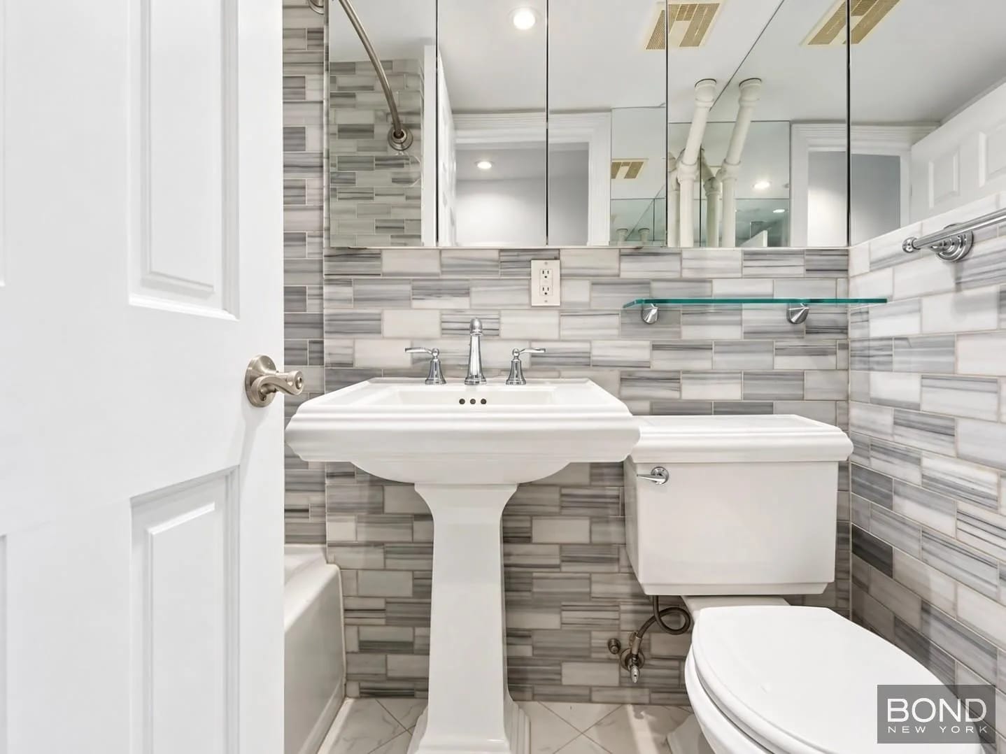 2 bedrooms in Midtown West, Manhattan, photo 6