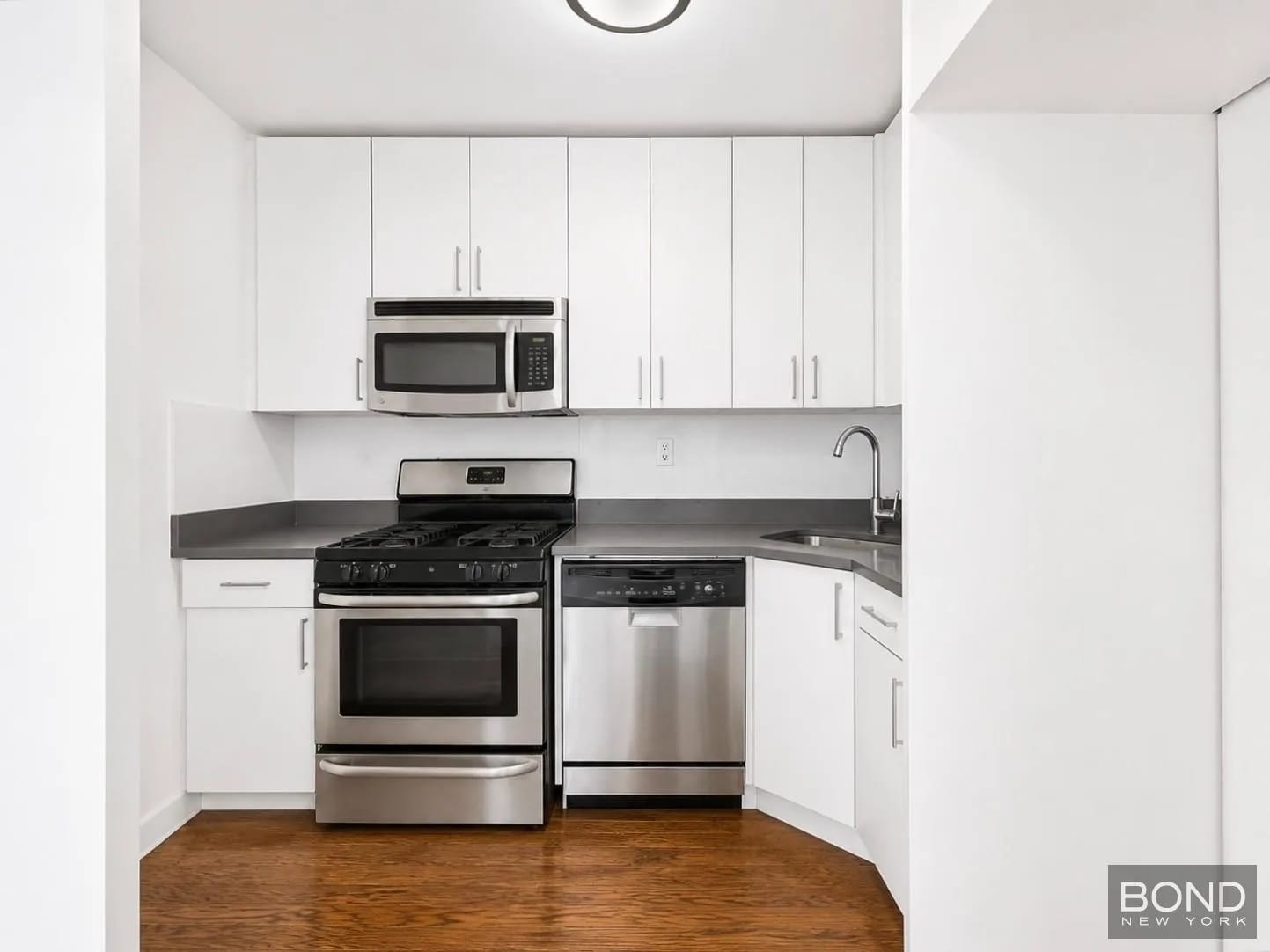 1 bedroom in Upper East Side, Manhattan, photo 4