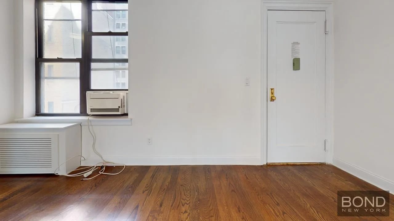 1 bedroom in Midtown West, Manhattan, photo 10
