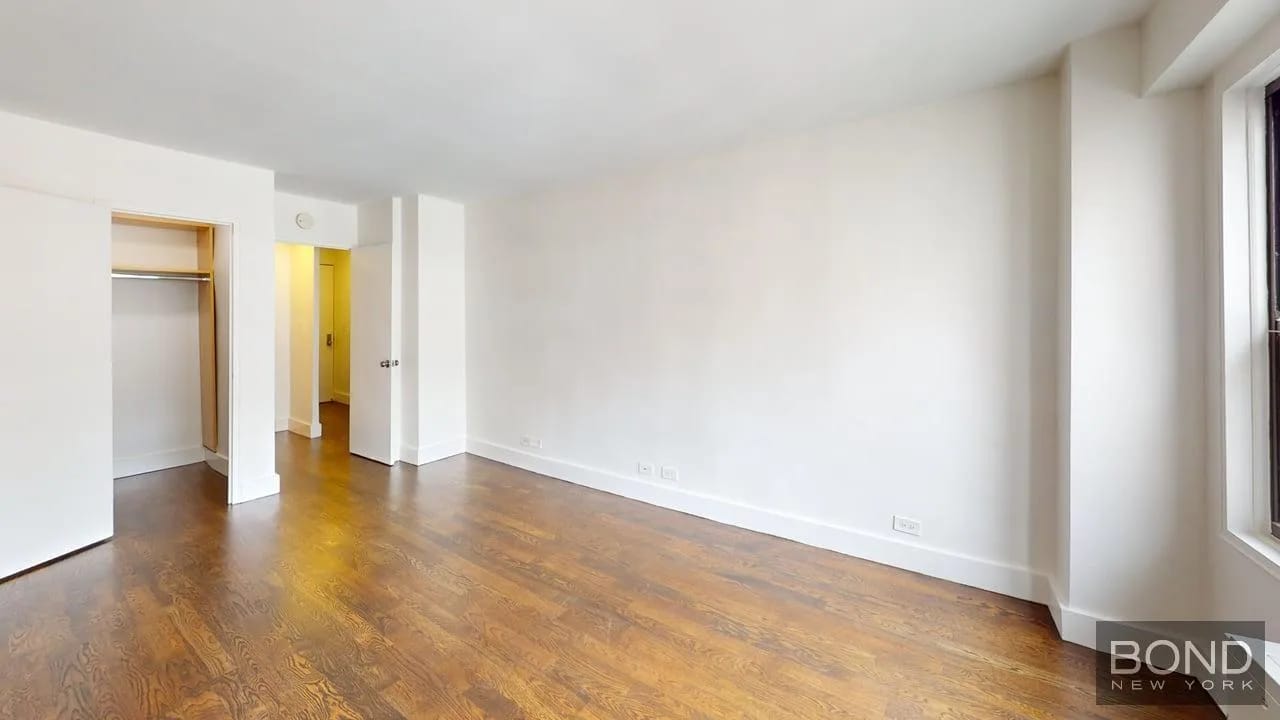 1 bedroom in Upper East Side, Manhattan, photo 5