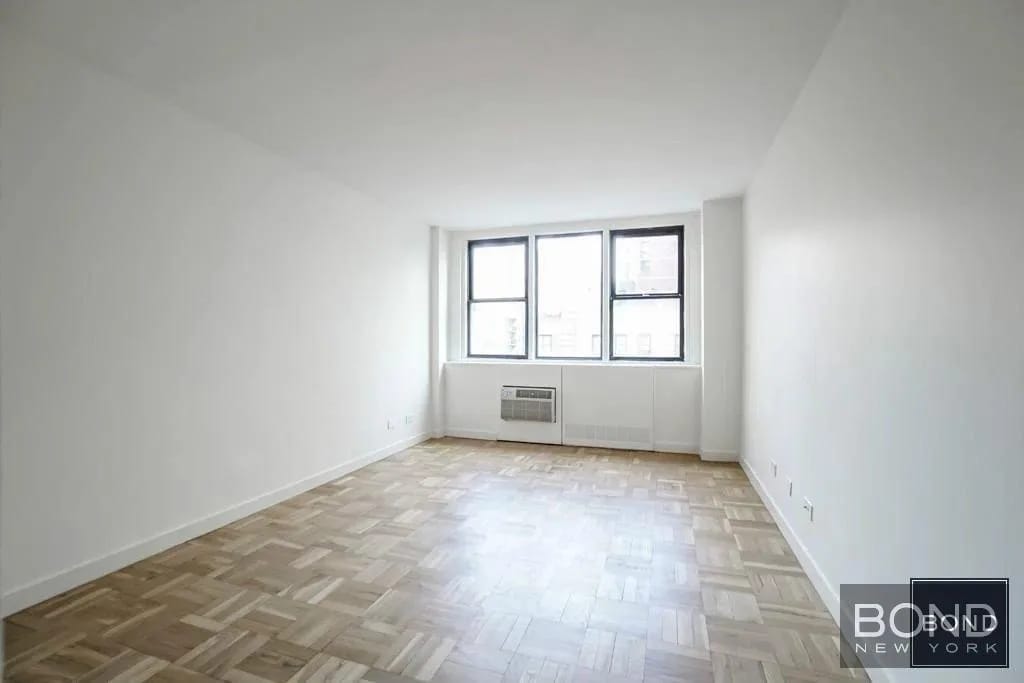 2 bedrooms in Upper East Side, Manhattan, photo 3