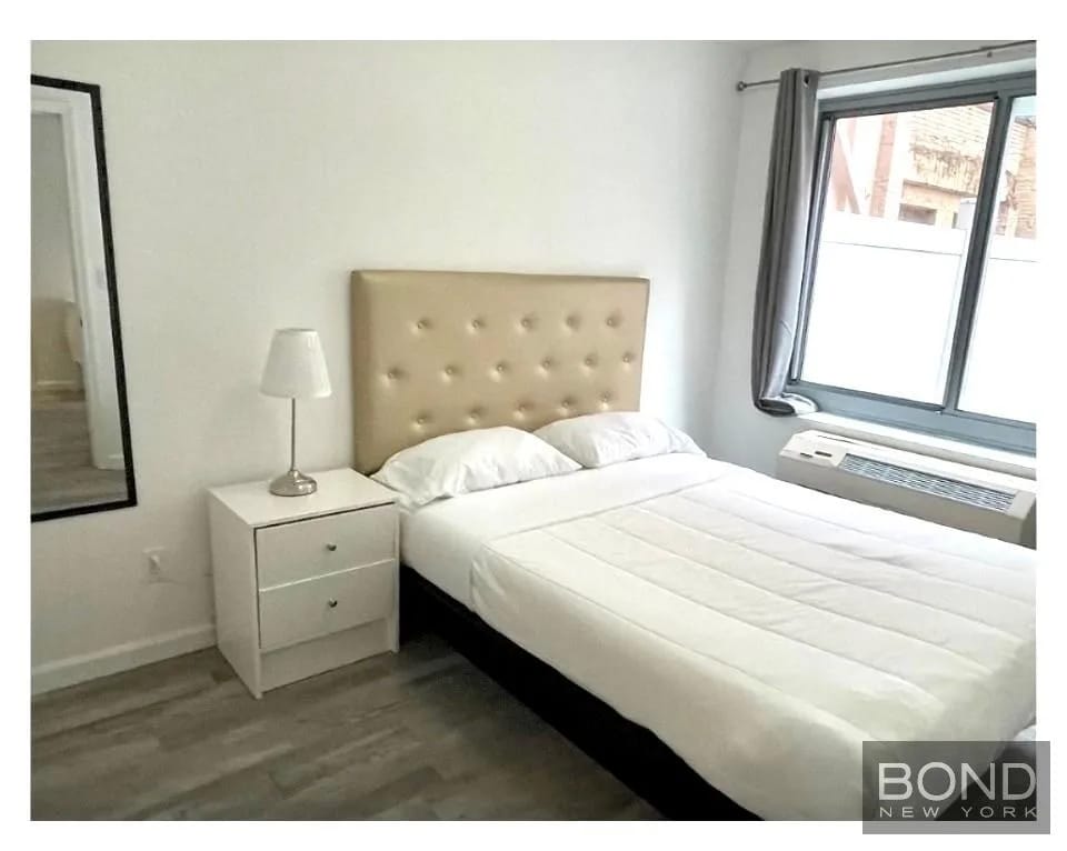 2 bedrooms in Midtown West, Manhattan, photo 4