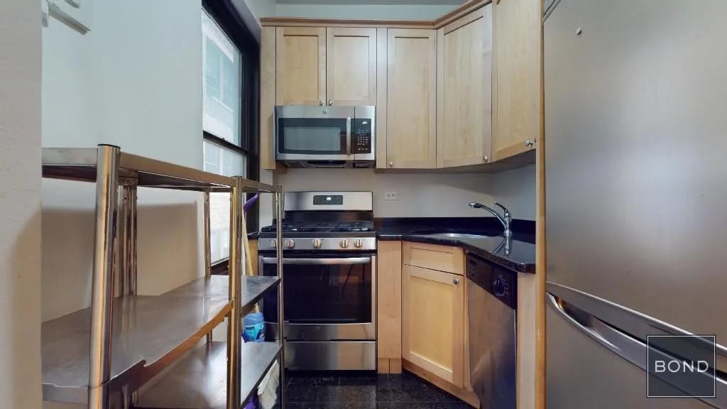 1 bedroom in East Village, Manhattan, photo 3