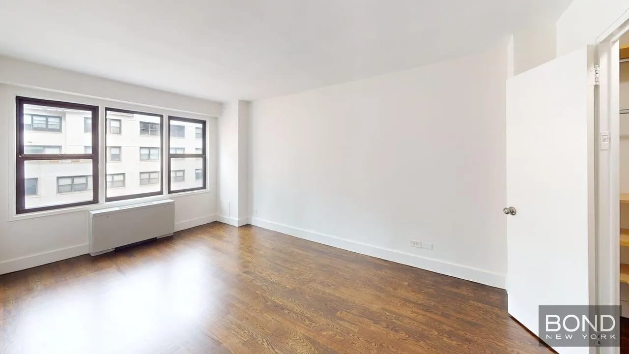 1 bedroom in Upper East Side, Manhattan, photo 6