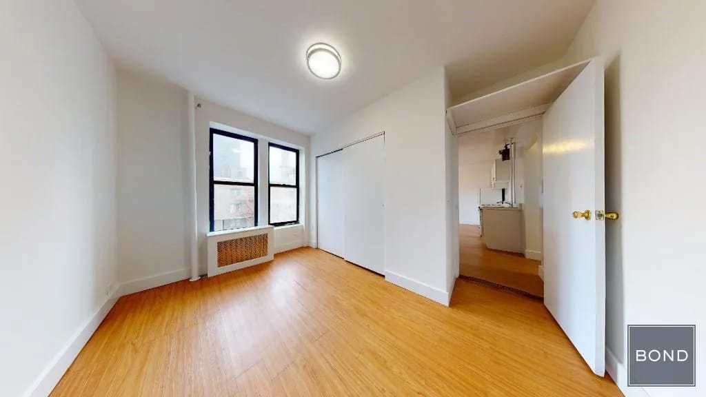 1 bedroom in Upper East Side, Manhattan, photo 2