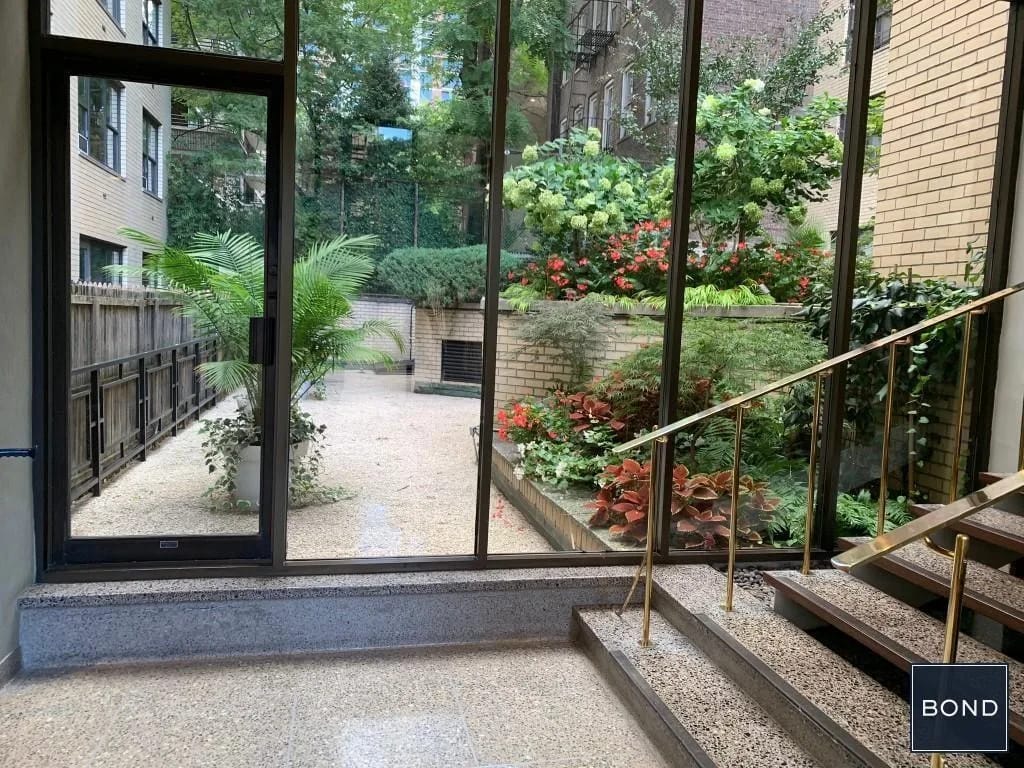 1 bedroom in Midtown East, Manhattan, photo 23