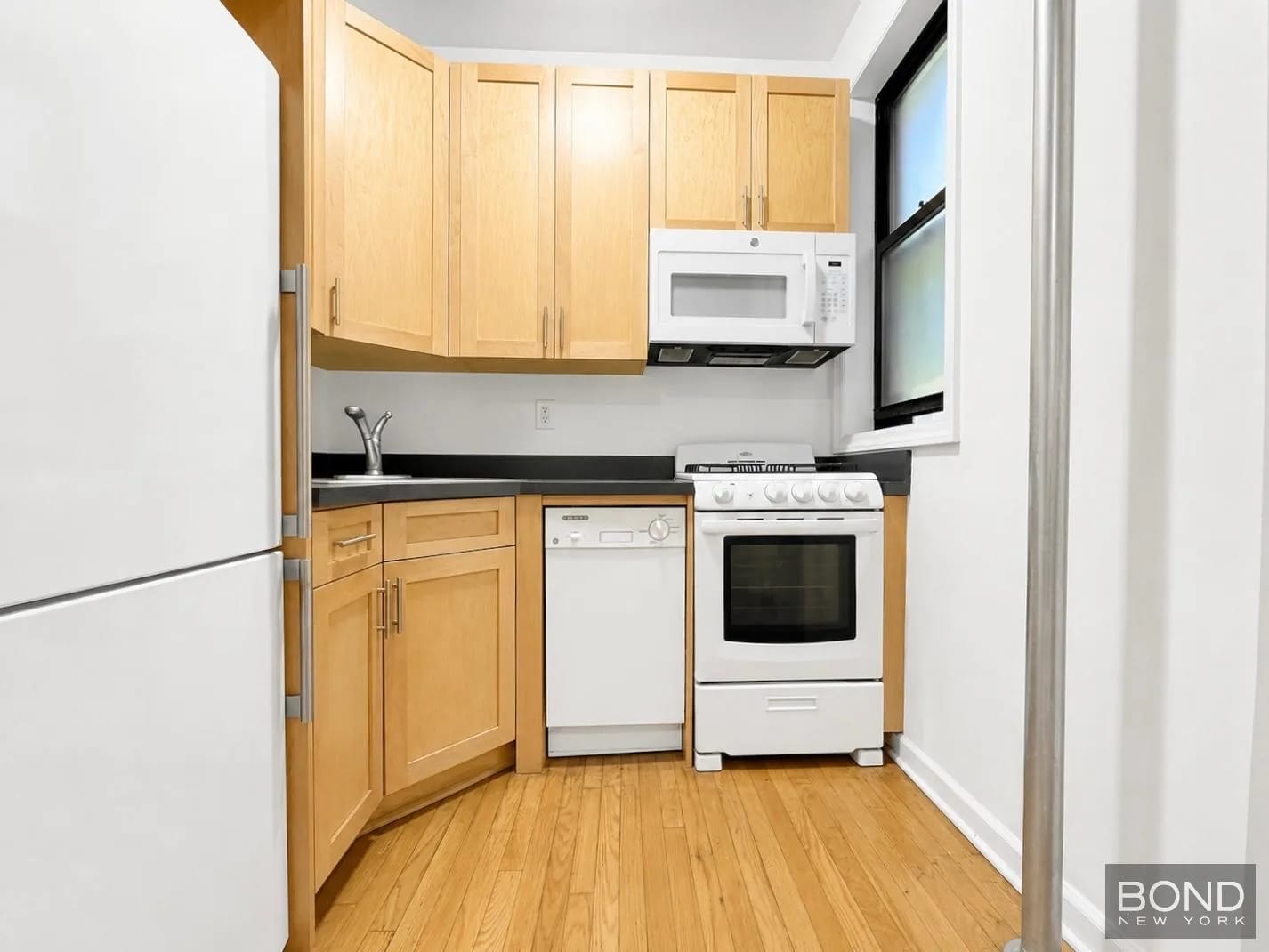 1 bedroom in Upper East Side, Manhattan, photo 3