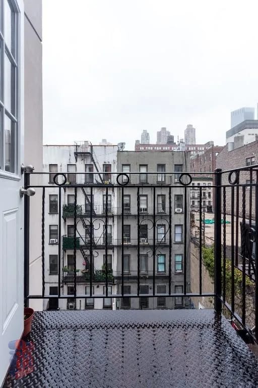 3 bedrooms in Midtown West, Manhattan, photo 2