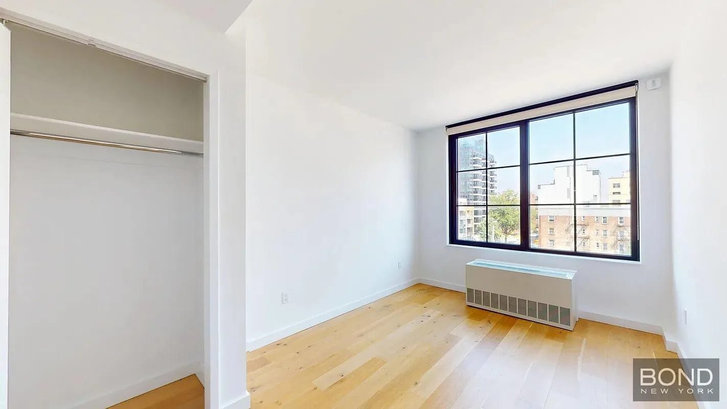 2 bedrooms in Flushing, Queens, photo 4