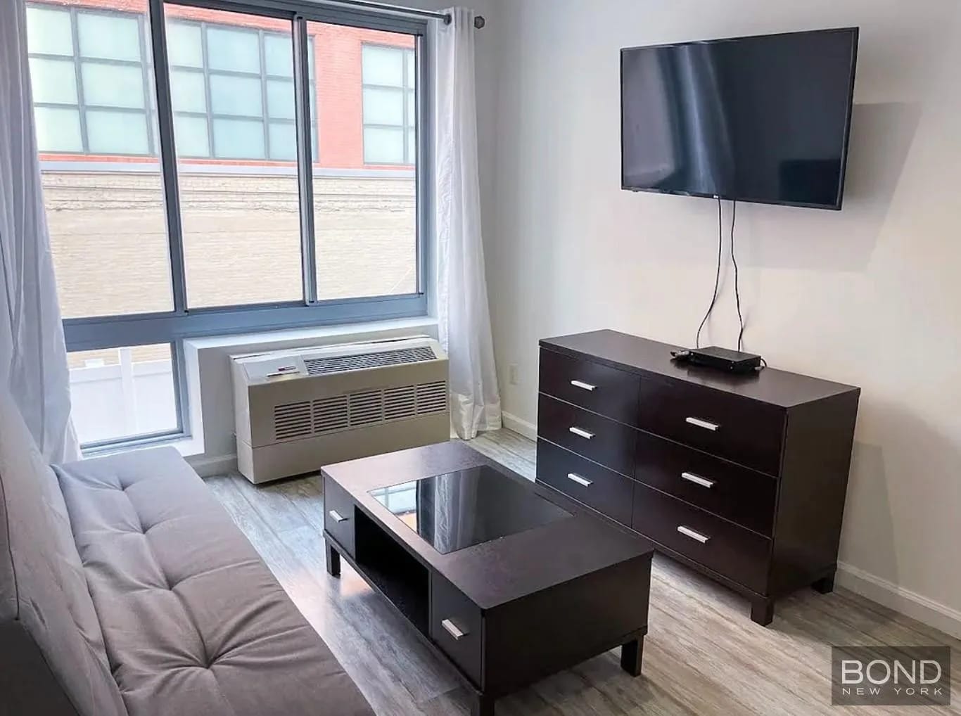 2 bedrooms in Midtown West, Manhattan, photo 2