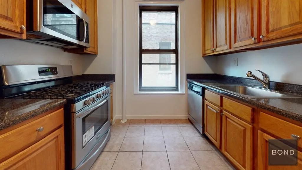 1 bedroom in Inwood, Manhattan, photo 12
