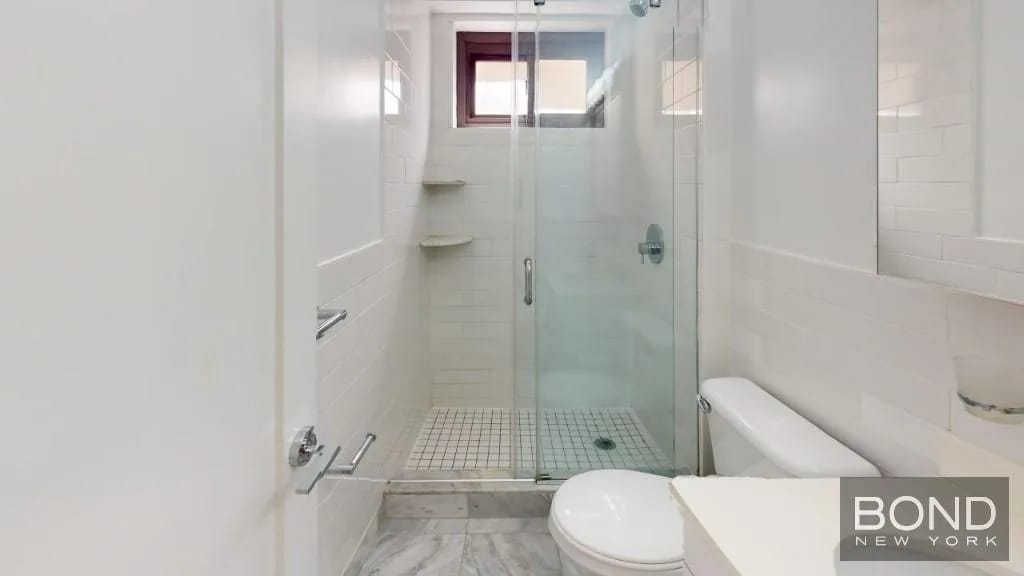 2 bedrooms in Upper East Side, Manhattan, photo 12
