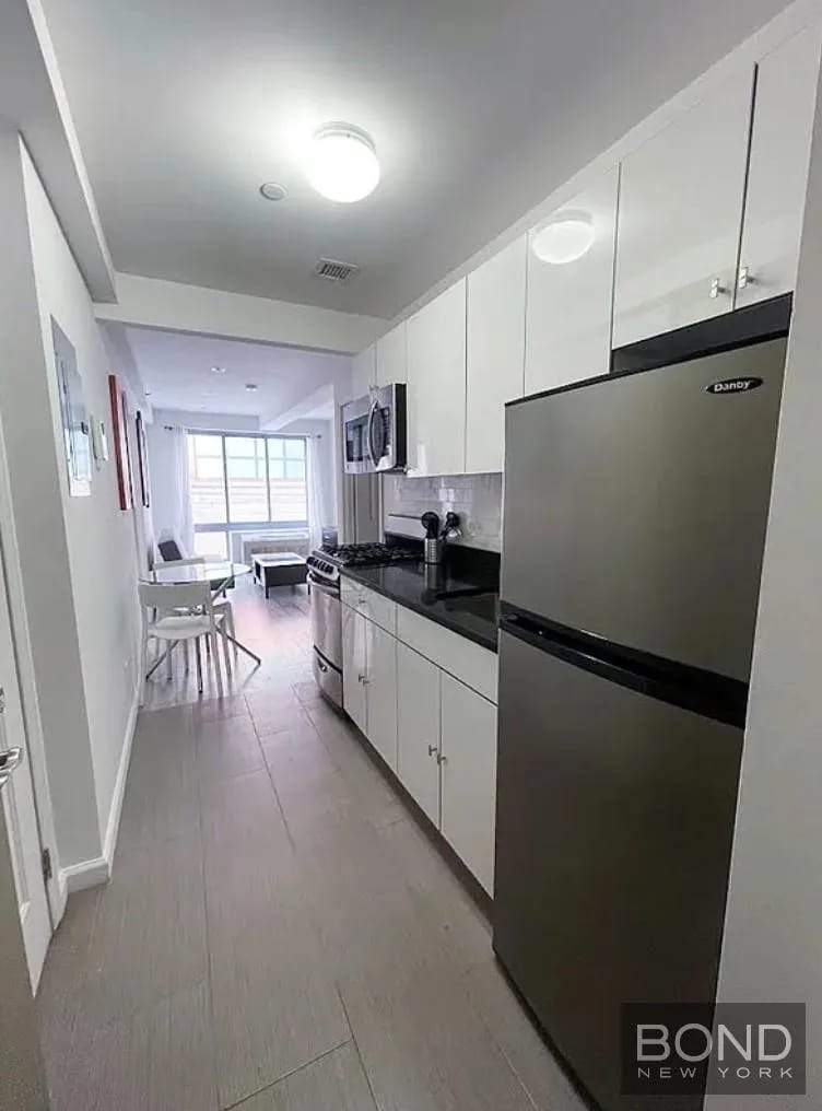 2 bedrooms in Midtown West, Manhattan, photo 3