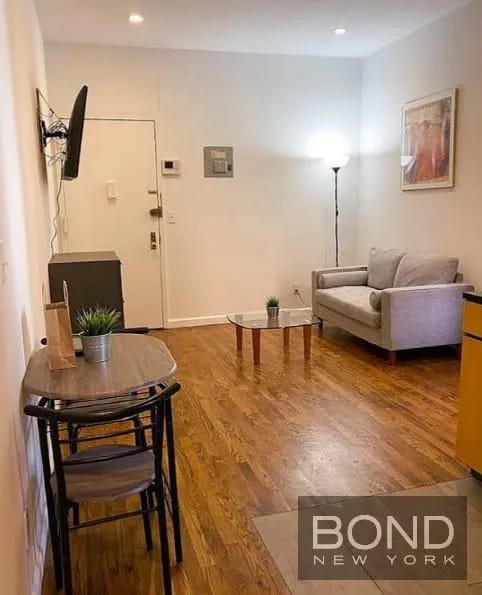 1 bedroom in Midtown West, Manhattan, photo 6