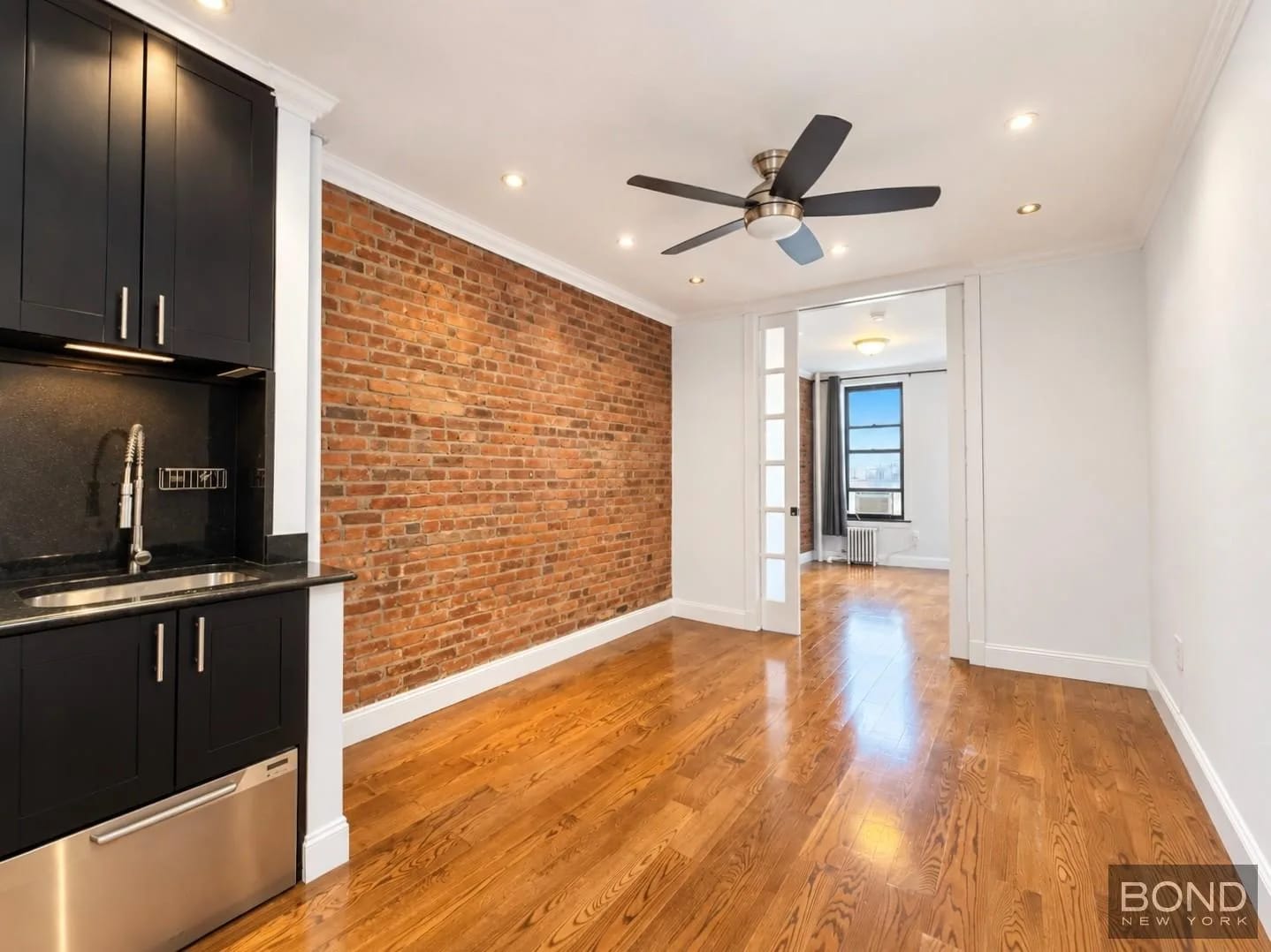 2 bedrooms in Midtown West, Manhattan, photo 2