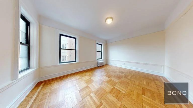 1 bedroom in Inwood, Manhattan, photo 3