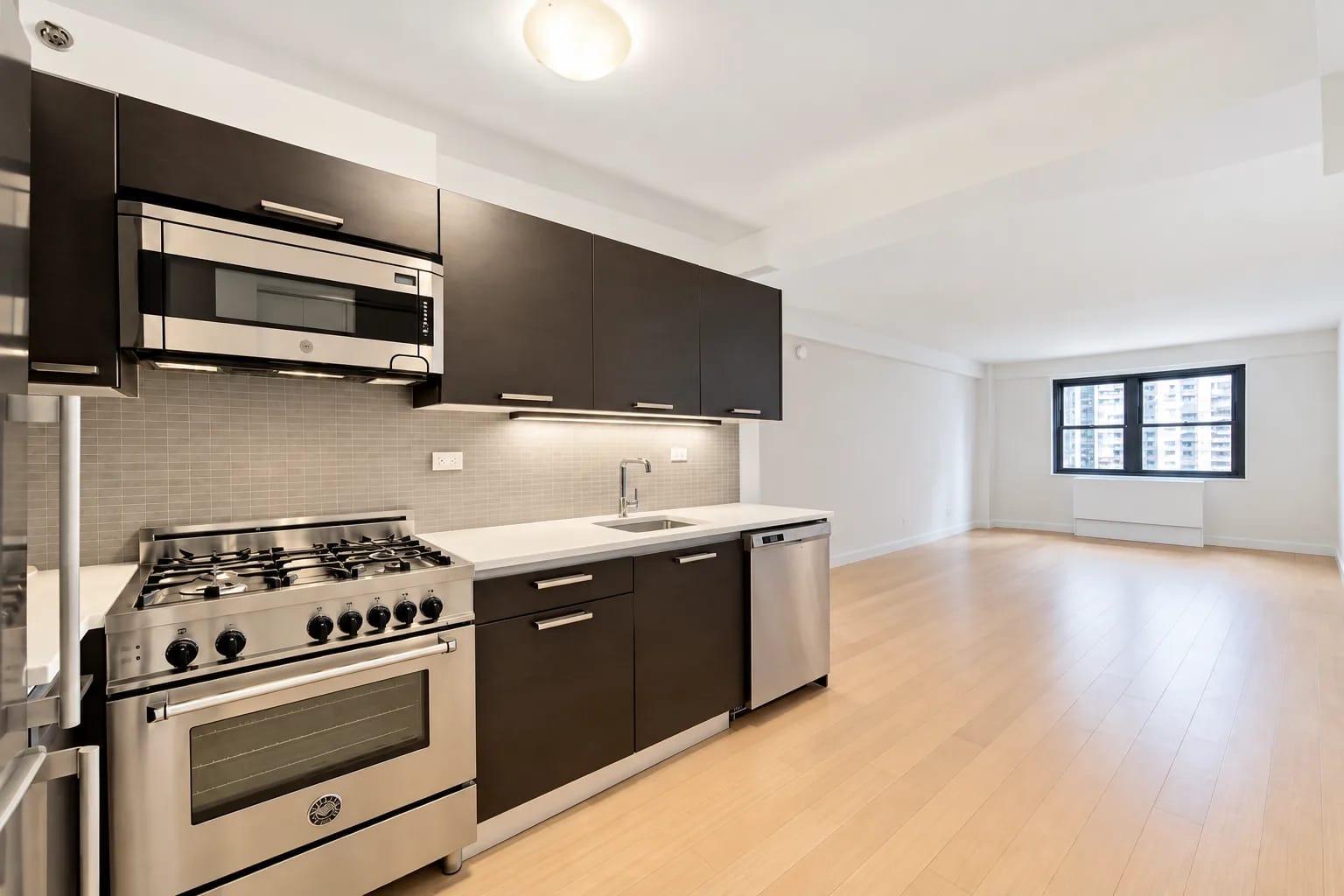 2 bedrooms in Murray Hill, Manhattan, photo 3