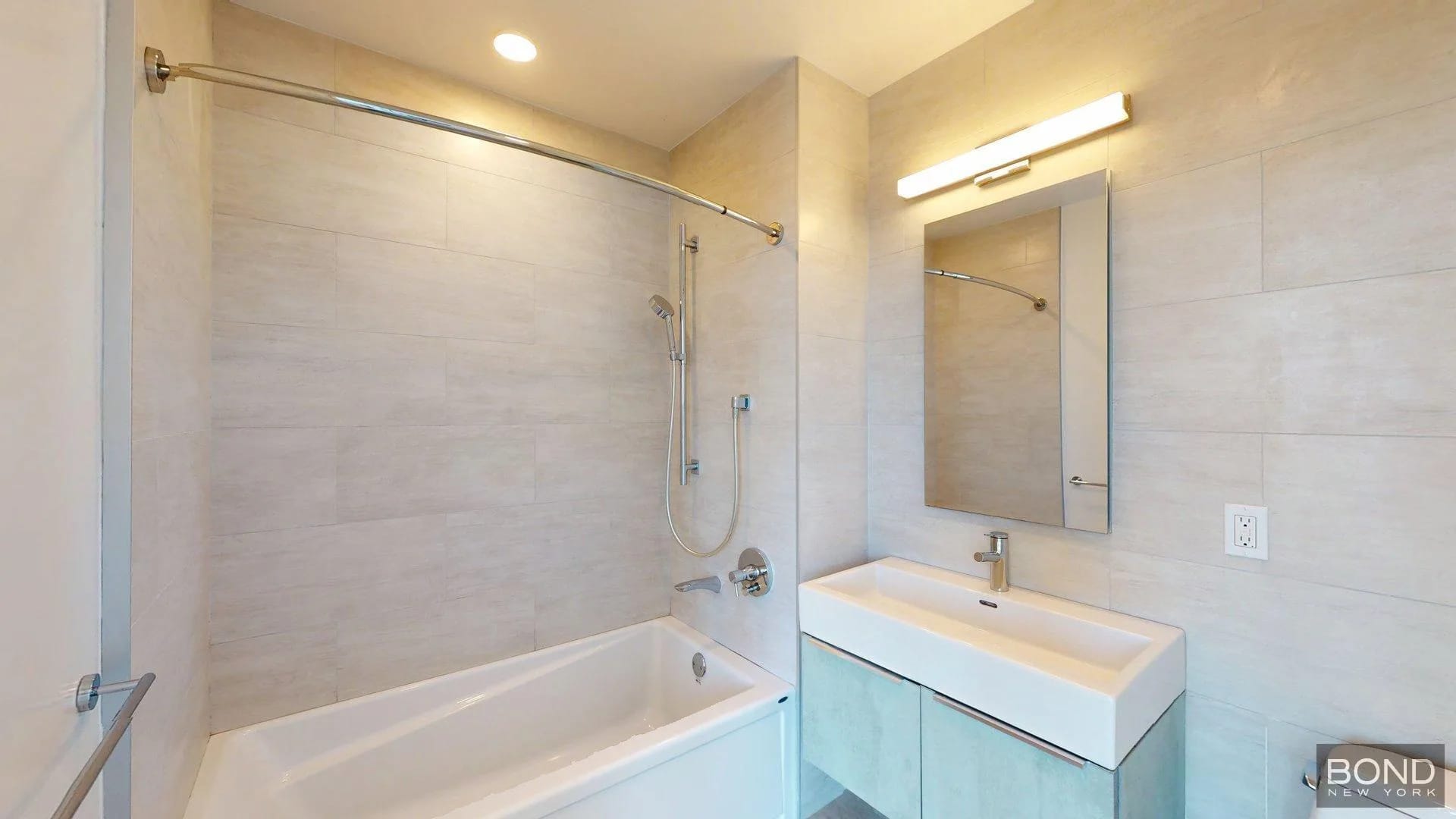 Studio in Flushing, Queens, photo 5