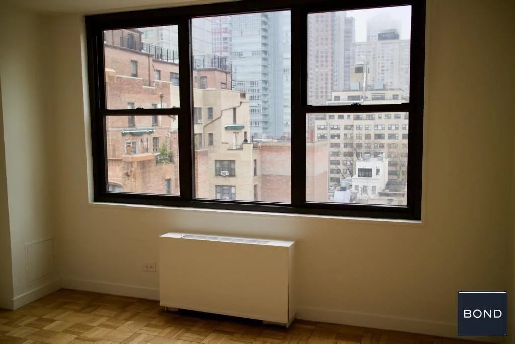 1 bedroom in Midtown East, Manhattan, photo 4