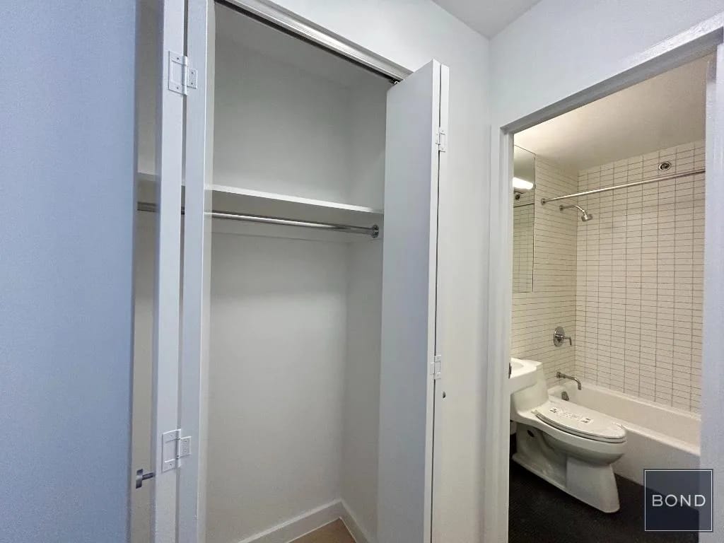 1 bedroom in Murray Hill, Manhattan, photo 12