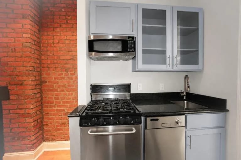 3 bedrooms in East Village, Manhattan, photo 2