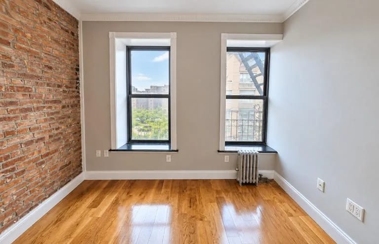 4 bedrooms in East Harlem, Manhattan, photo 2