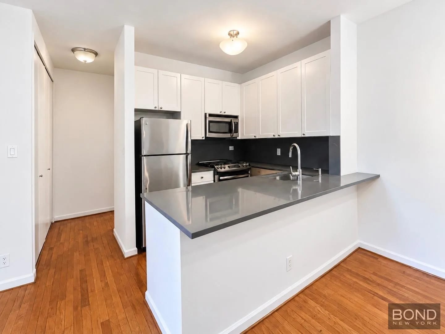 1 bedroom in Murray Hill, Manhattan, photo 3