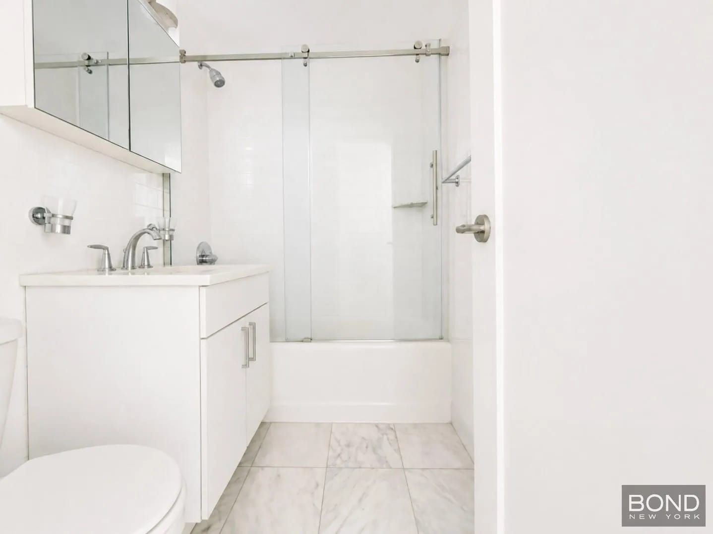 1 bedroom in Upper East Side, Manhattan, photo 5