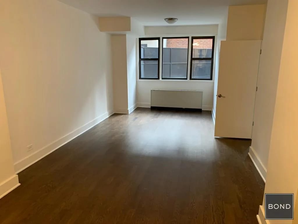 2 bedrooms in Upper East Side, Manhattan, photo 2