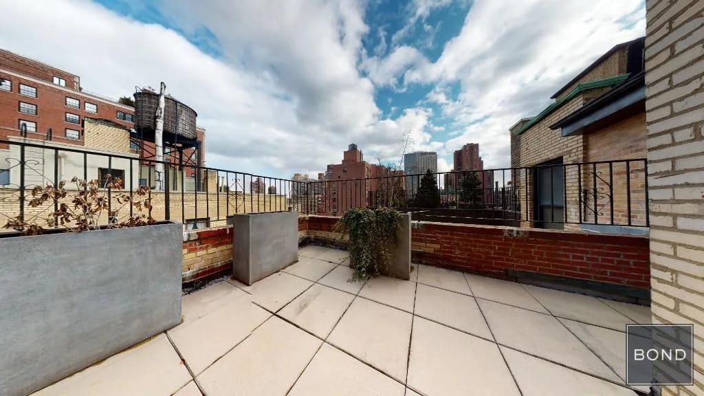 1 bedroom in Upper East Side, Manhattan, photo 1