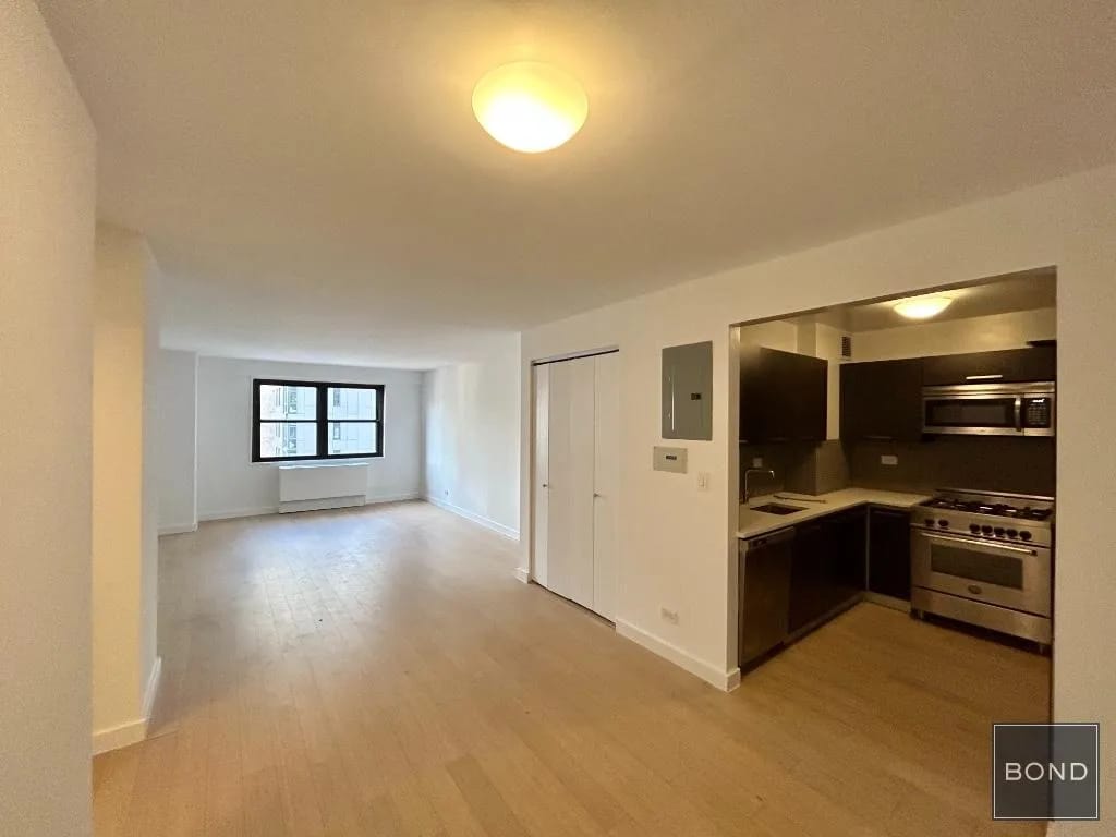 1 bedroom in Murray Hill, Manhattan, photo 1