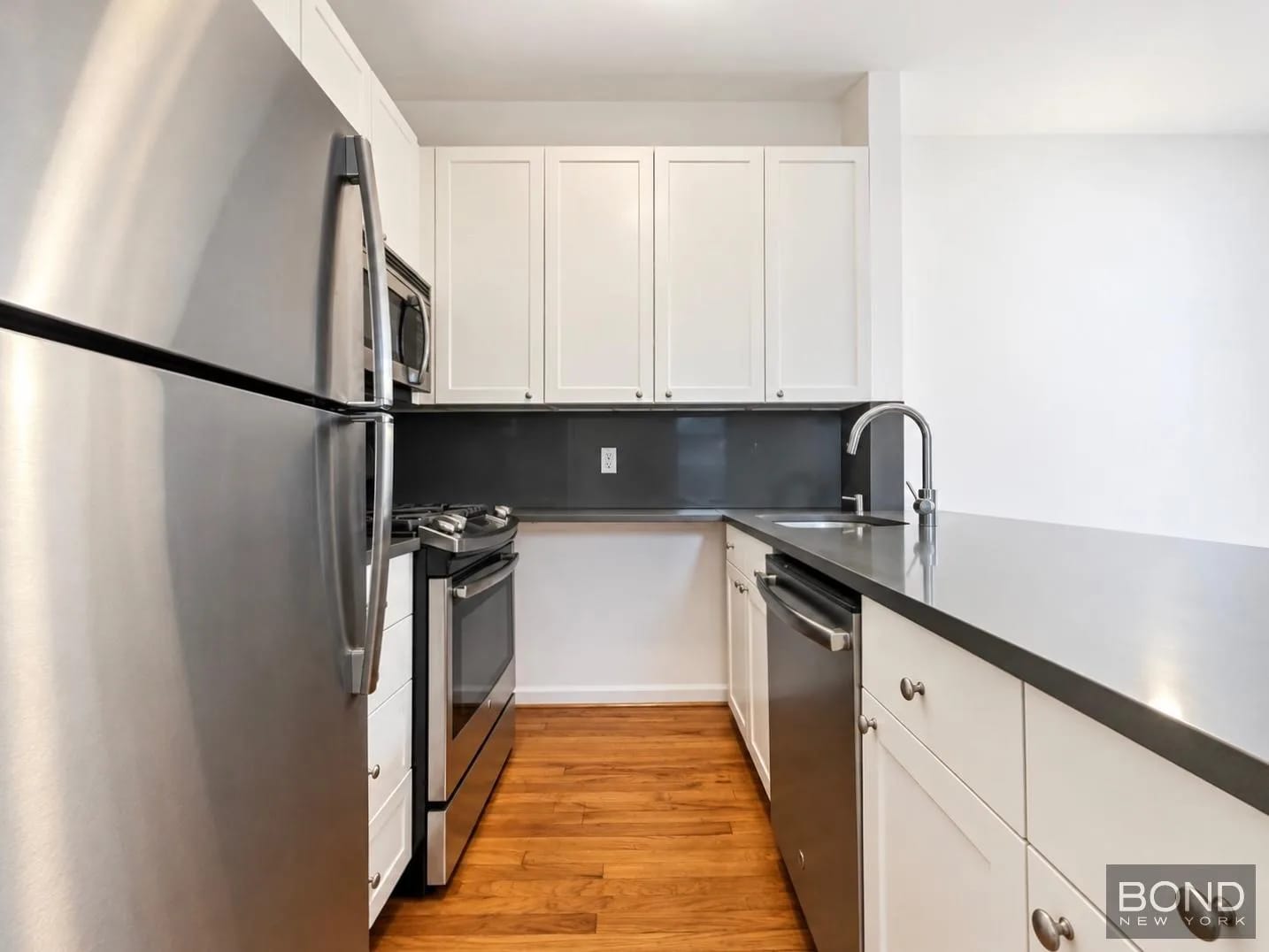 1 bedroom in Murray Hill, Manhattan, photo 2