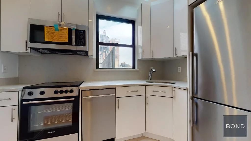 1 bedroom in Upper East Side, Manhattan, photo 3