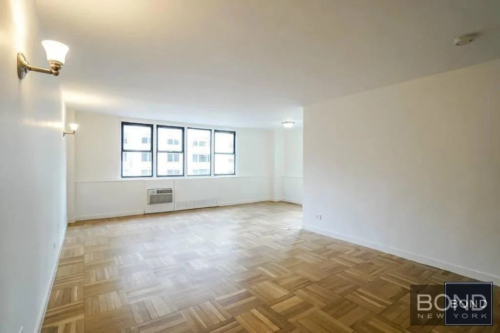 2 bedrooms in Upper East Side, Manhattan, photo 2
